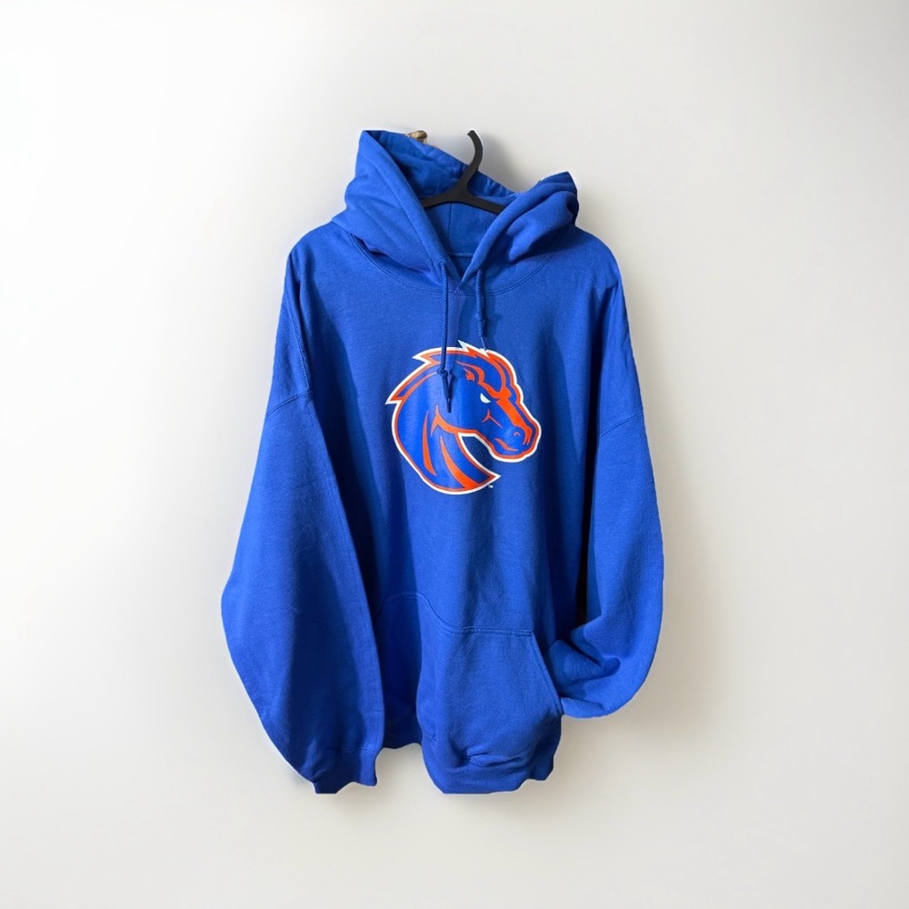 Captivating Boise State Broncos Hoodie Mens 2XL Blue NCAA Collegiate Sweatshirt